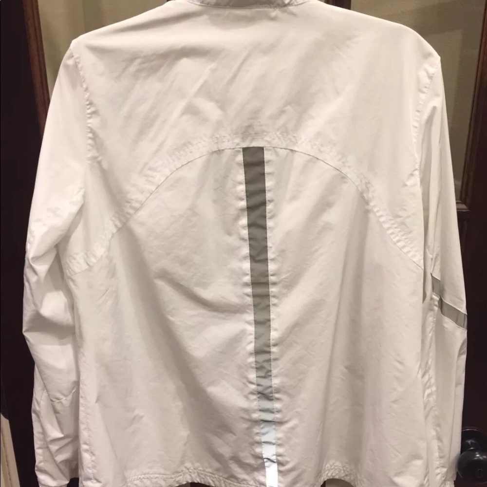 Gapbody White Windbreaker Jacket!